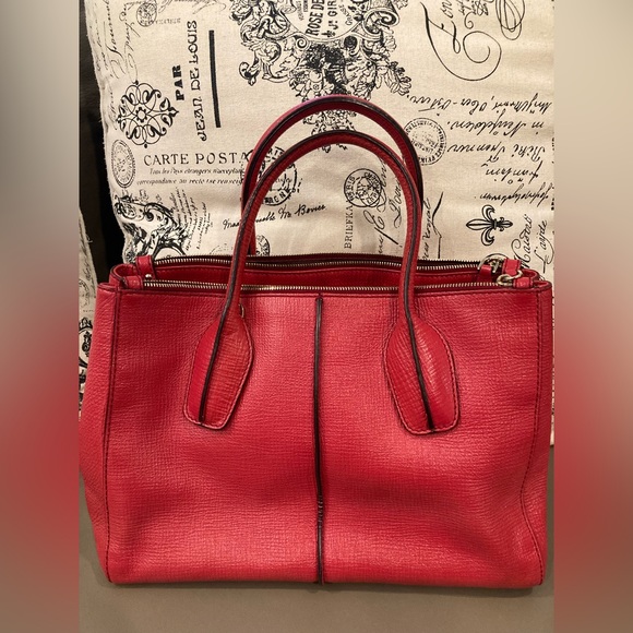 Auth Tod’s D Bag Handbag & Crossbody - Picture 1 of 9